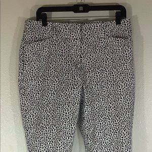Loft Curvy Skinny Ankle Pants Leopard Print Size 12